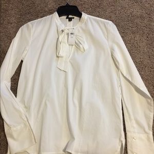 Ann Taylor woman white shirt size xs